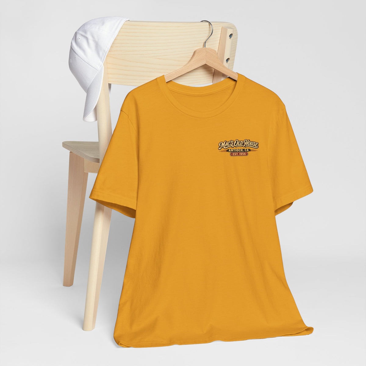 Mac's Old House Tee — Vintage Country House Graphic T-Shirt
