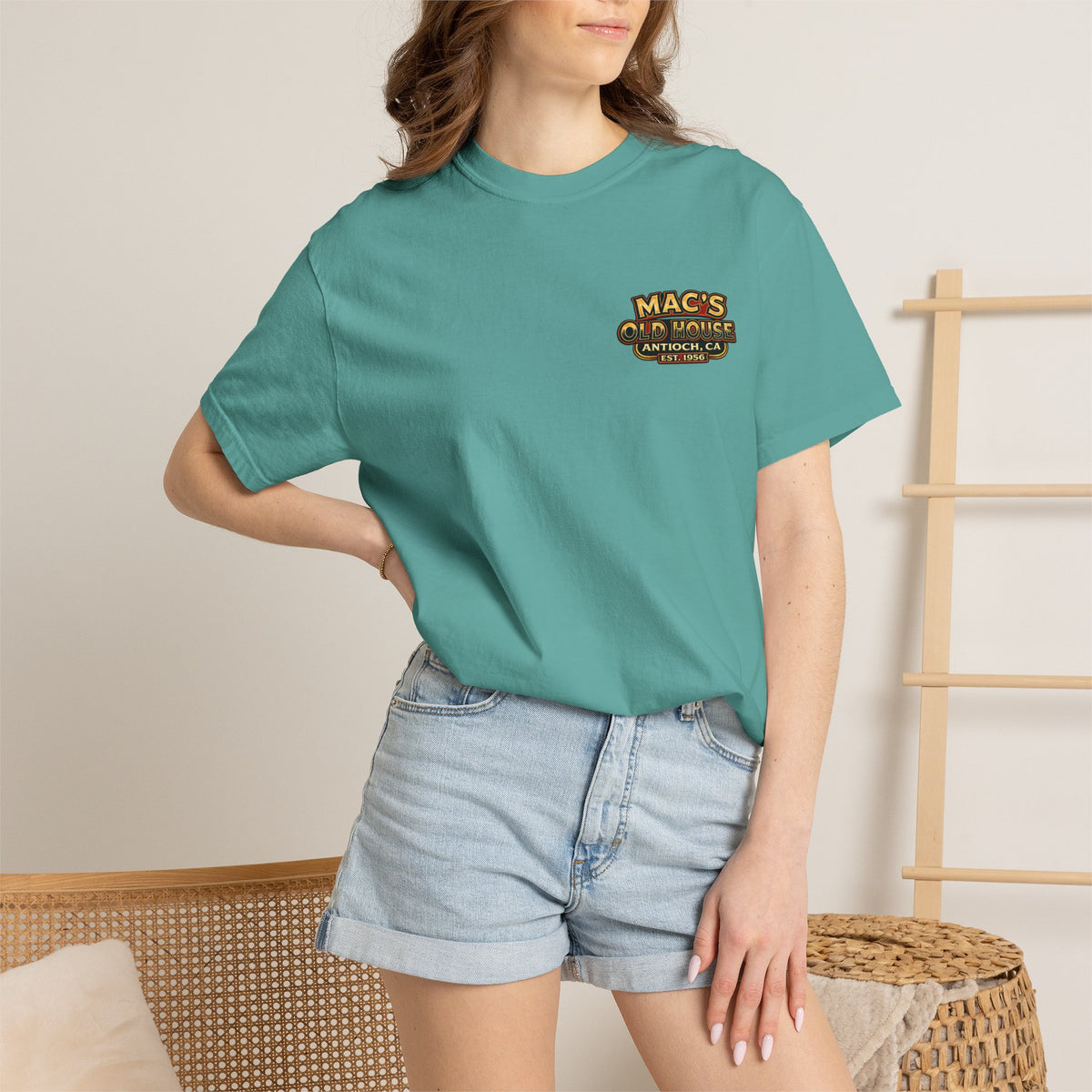 Mac’s Old House Vintage Logo T-Shirt