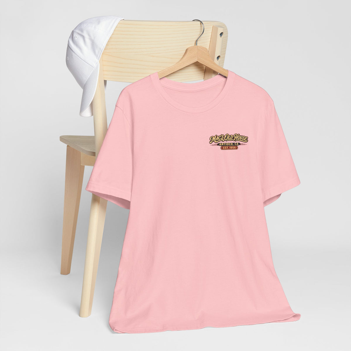 Mac's Old House Tee — Vintage Country House Graphic T-Shirt